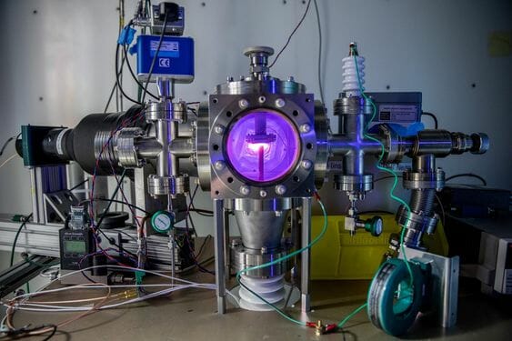 Microwave Technology for Next Generation Semiconductor Equipment